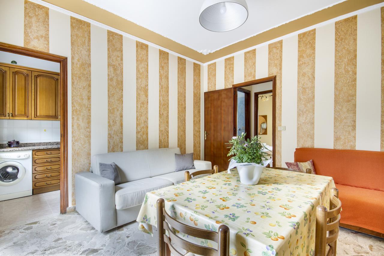 Casa Vacanza Paradise Vicino Cefalu Con Servizio Di Piscina A 3 Chilometri Apartman Campofelice di Roccella Kültér fotó