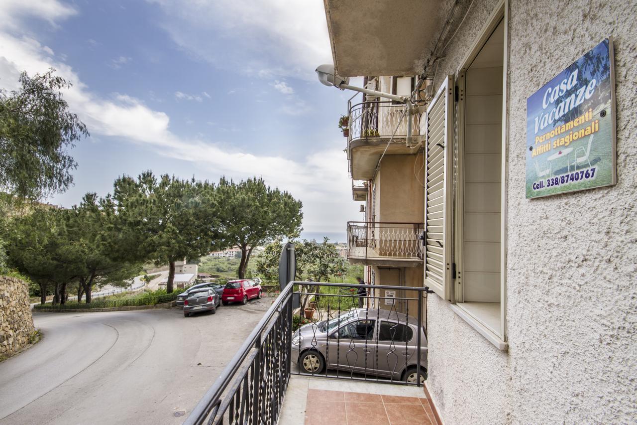 Casa Vacanza Paradise Vicino Cefalu Con Servizio Di Piscina A 3 Chilometri Apartman Campofelice di Roccella Kültér fotó